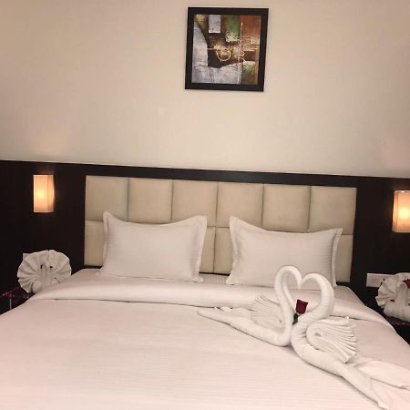 Hotel Anandi Inn Ballia 外观 照片