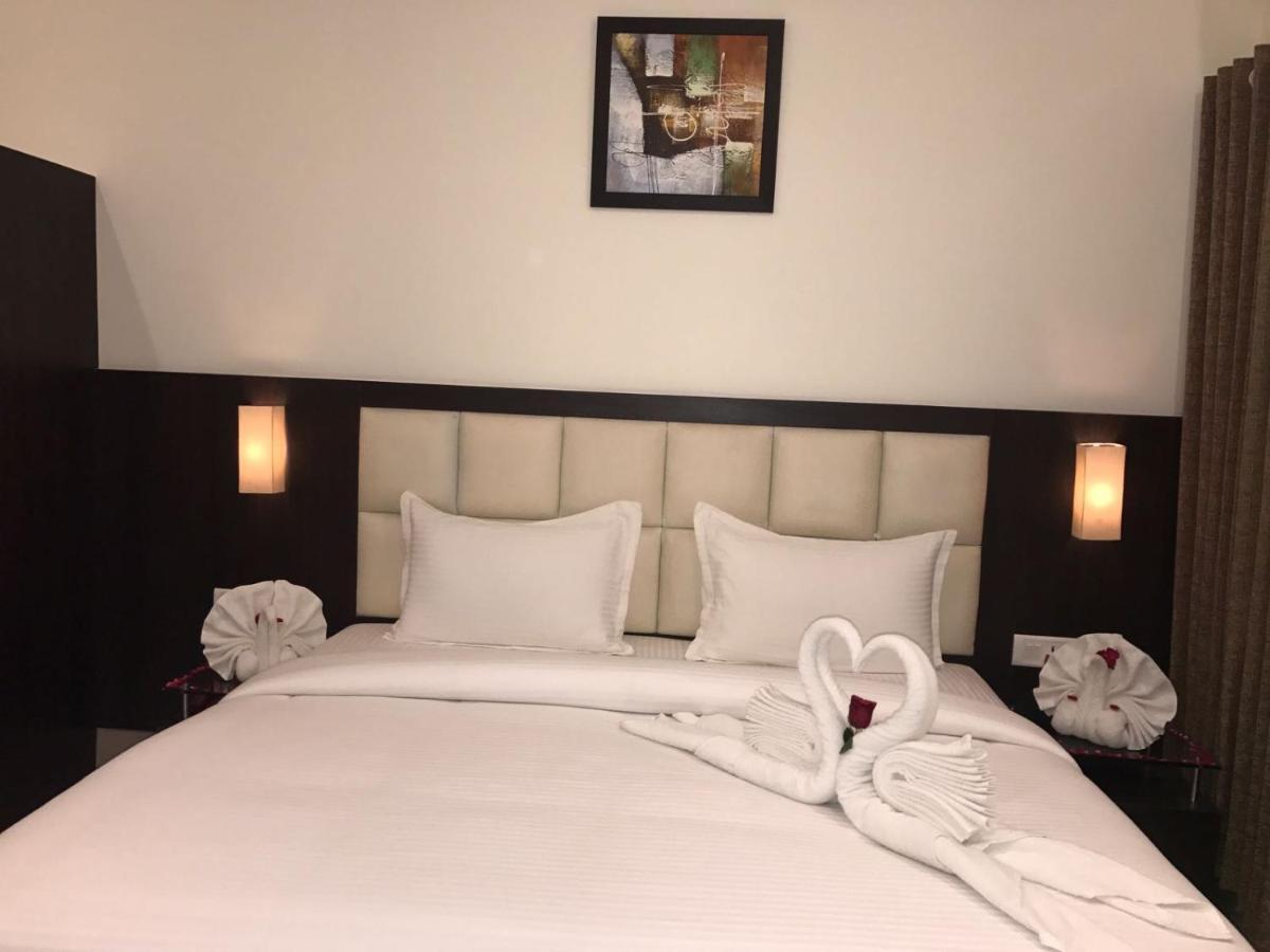 Hotel Anandi Inn Ballia 外观 照片